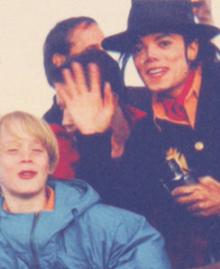 2595610_058754063_MJJUNDERGROND2_122_514lo.jpg